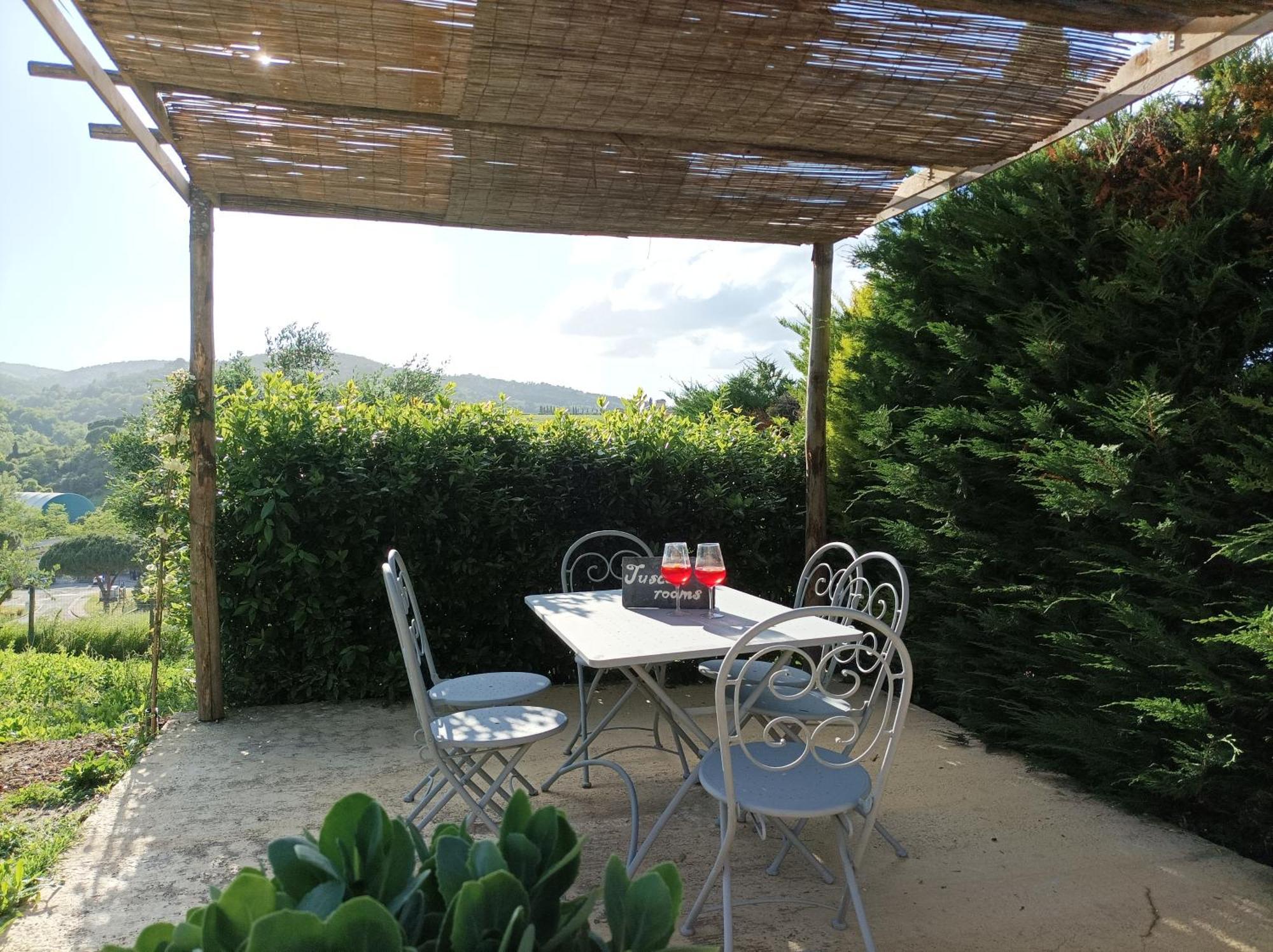 Tuscan Rooms Greve in Chianti Exterior photo