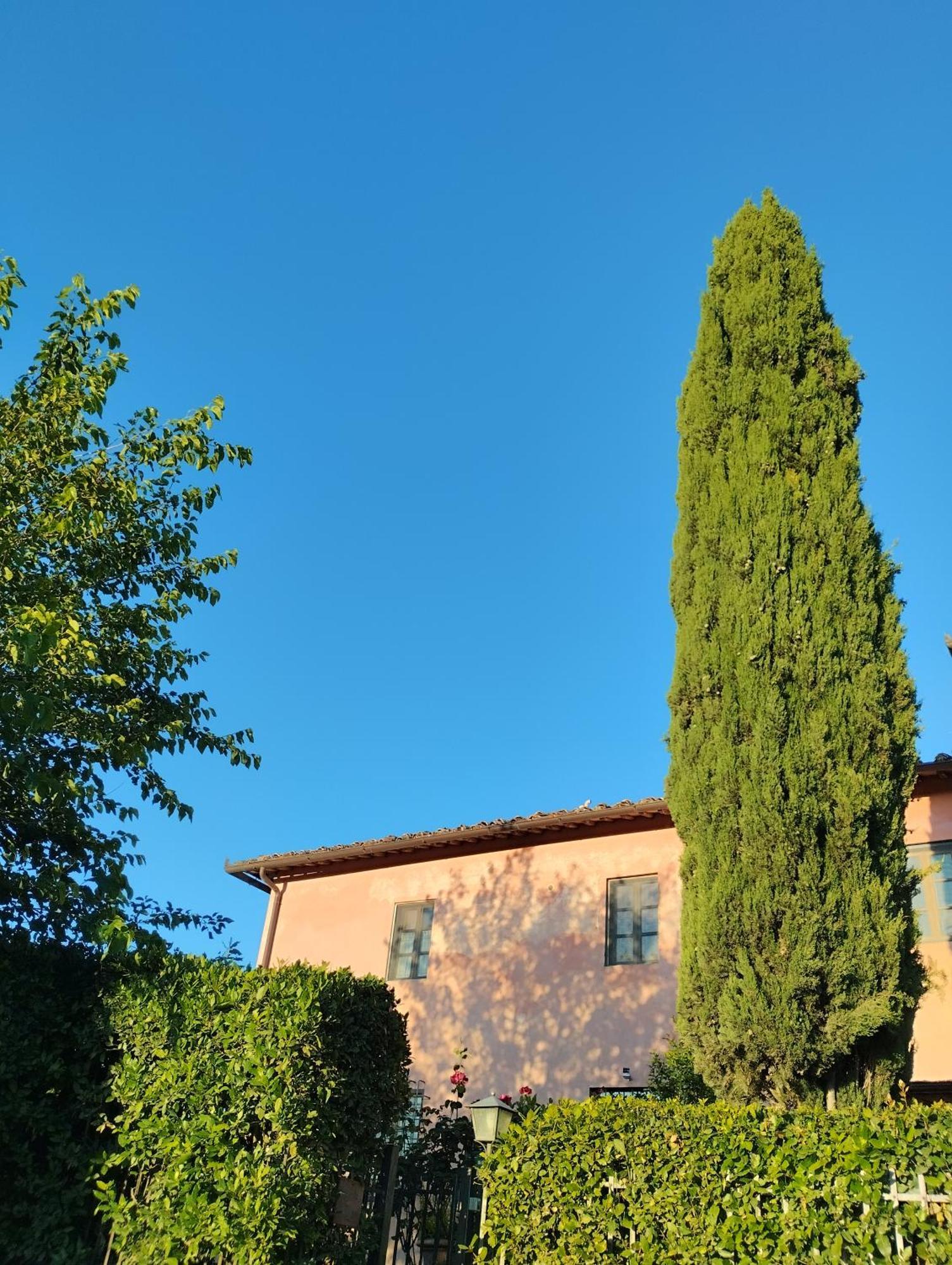 Tuscan Rooms Greve in Chianti Exterior photo