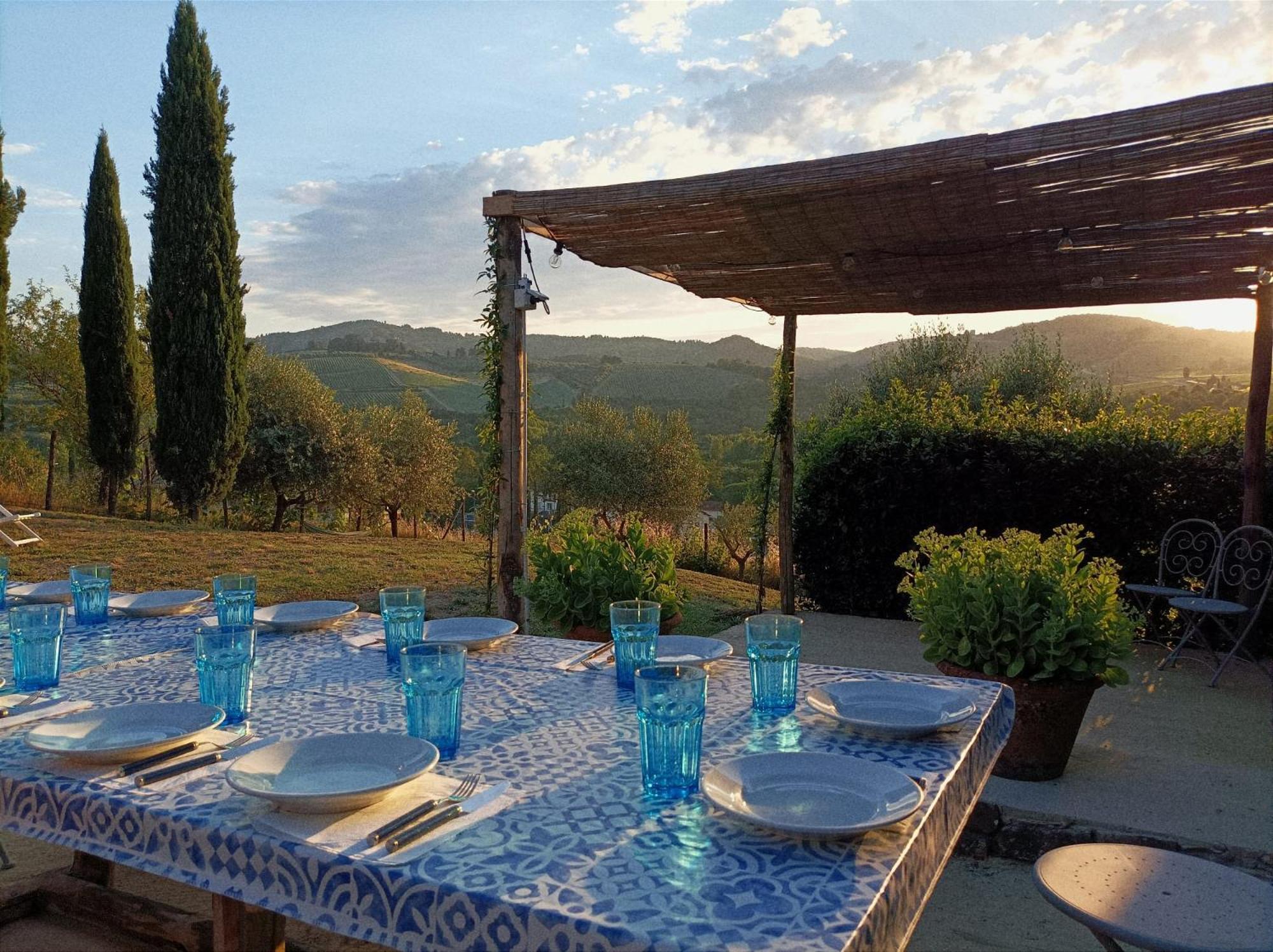 Tuscan Rooms Greve in Chianti Exterior photo