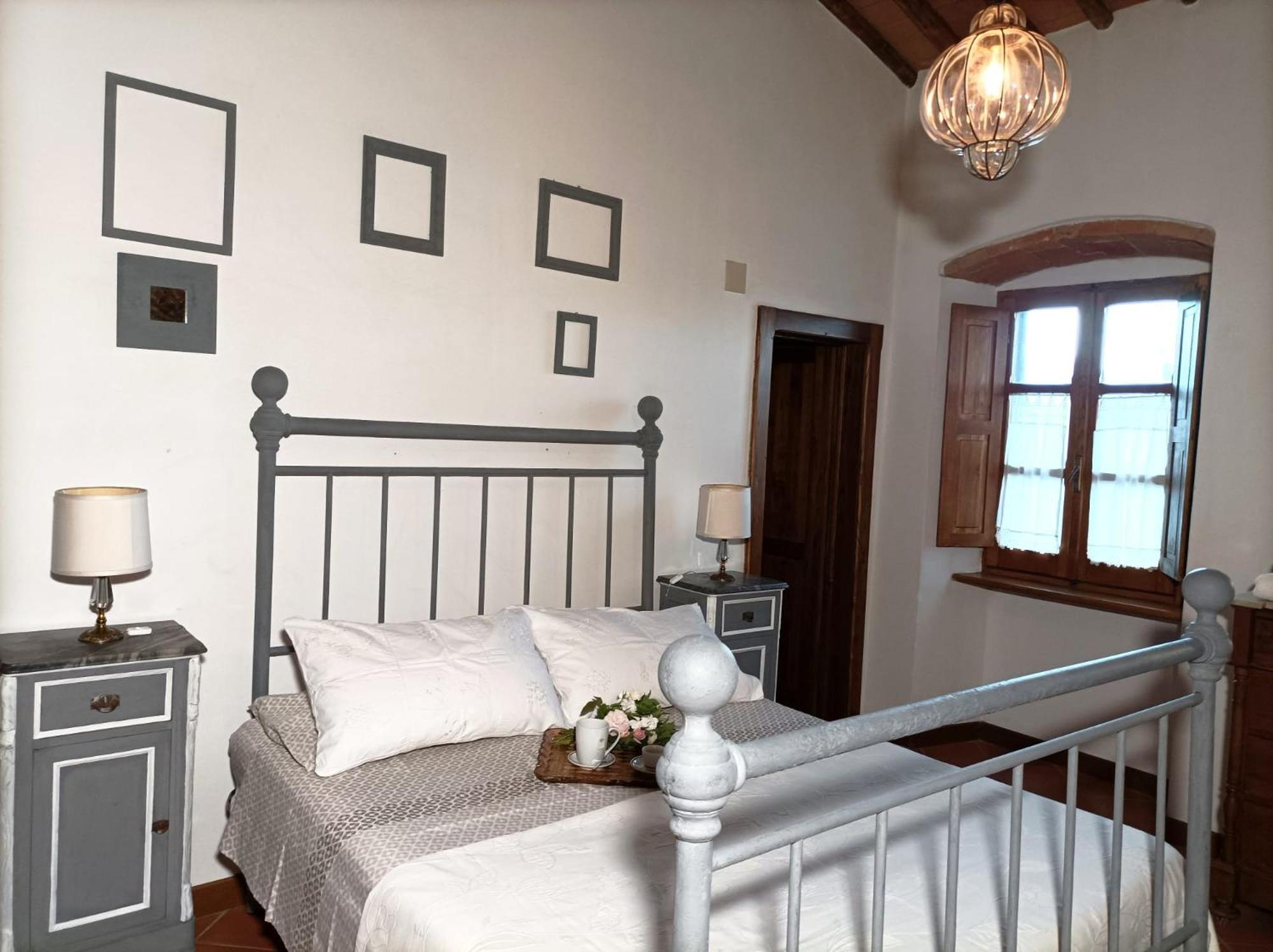 Tuscan Rooms Greve in Chianti Exterior photo
