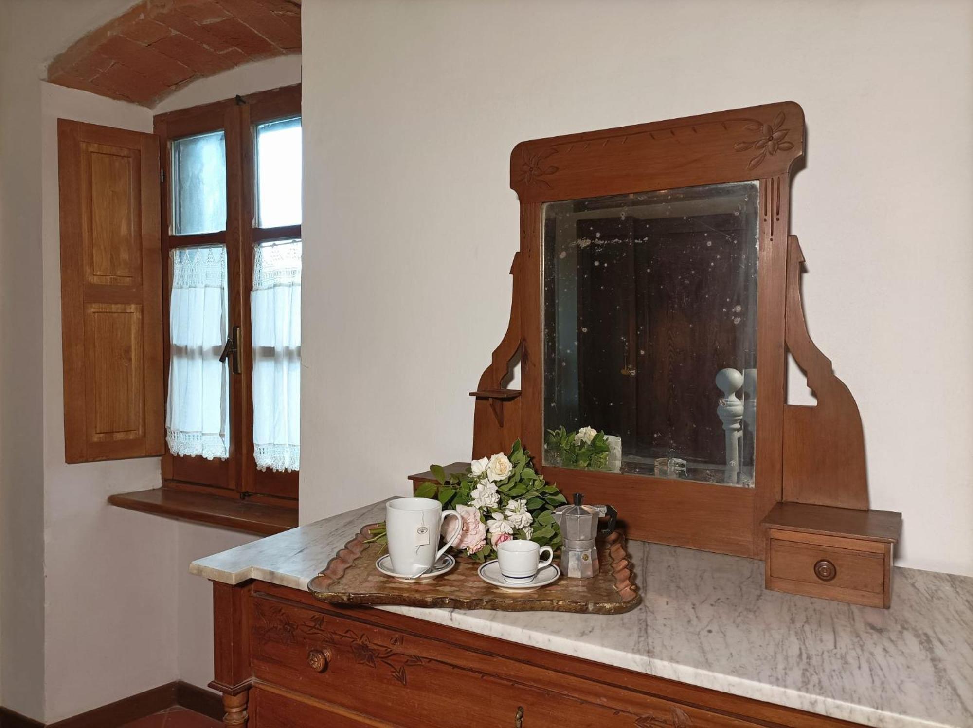 Tuscan Rooms Greve in Chianti Exterior photo